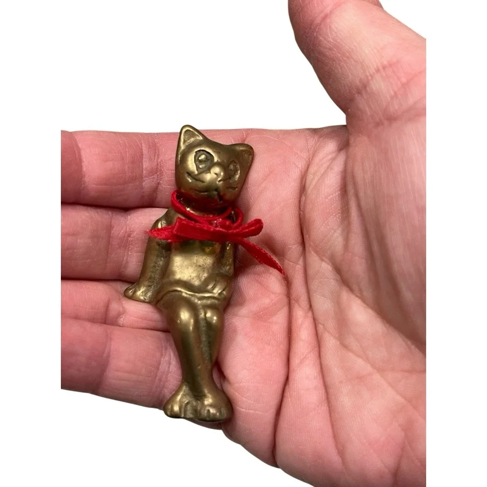 Brass Cats Kittens Sitting Cross Leg Metal Bench Red Ties Taiwan‎ Pair Trinket